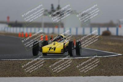 media/Nov-16-2025-CalClub SCCA (Sun) [[2975c16dfc]]/Group 2/Turn 1/